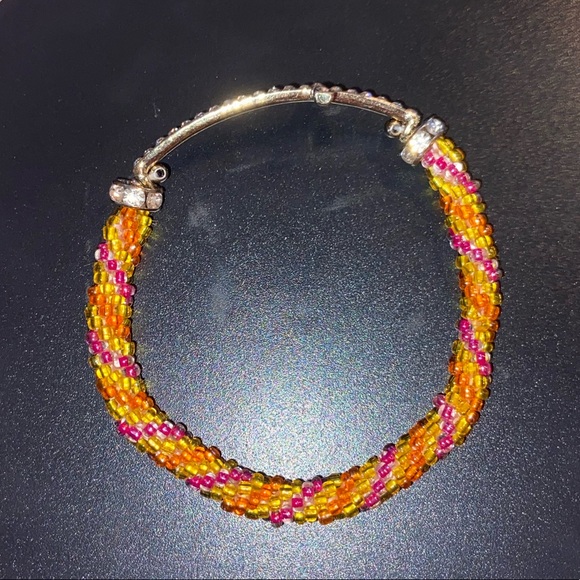 Glass Bead Roll On Rhinestone & Silver Tone Cross Bracelet. - Picture 8 of 8